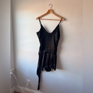 BLACK SATIN EFFECT ROUCHED ROMPER WITH LACE TRIM 🖤⛓️✨